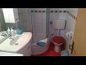 Apartments Rest - comfortable & close to center: A1(4+2) Bol - Island Brac  - Apartment - A1(4+2): bathroom with toilet