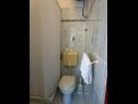 Apartments Brane - 150m from sea: A1(2+1), SA2(3), SA3(3), SA4(2), SA5(2), A6(2+1) Bol - Island Brac  - Studio apartment - SA3(3): bathroom with toilet