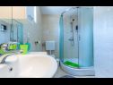 Apartments Dalis - open swimming pool: A1 kat(4+1), A2 prizemlje(4) Cove Osibova (Milna) - Island Brac  - Croatia - Apartment - A1 kat(4+1): bathroom with toilet