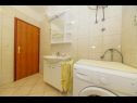 Apartments Brane - Economy Apartments: A1(4), A2(2) Postira - Island Brac  - Apartment - A2(2): bathroom