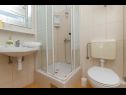 Apartments Vlado - cosy & afordable: SA1(2), A2(3), A3(5) Supetar - Island Brac  - Apartment - A3(5): bathroom with toilet