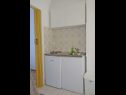 Apartments Tomislav - 120 m from beach: A1(2), A2(2) Okrug Donji - Island Ciovo  - Apartment - A1(2): kitchen