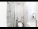 Apartments Bozo - 100m to the sea: A1(4), A2(4), A3(4), A4(4), A5(4) Okrug Donji - Island Ciovo  - Apartment - A3(4): bathroom with toilet