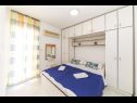 Apartments Bozo - 100m to the sea: A1(4), A2(4), A3(4), A4(4), A5(4) Okrug Donji - Island Ciovo  - Apartment - A3(4): bedroom