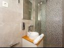 Apartments Slavena - with pool : A3(4+2) Okrug Gornji - Island Ciovo  - Apartment - A3(4+2): bathroom with toilet