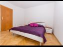 Apartments Slavica - 70 m from the beach : Lero1(4+1) Okrug Gornji - Island Ciovo  - Apartment - Lero1(4+1): bedroom