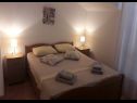 Apartments Antonia - 5 m from sea : A4 (2+2), A5 (2+2) Okrug Gornji - Island Ciovo  - Apartment - A4 (2+2): bedroom