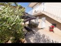 Apartments Ivica - garden terrace A1(2), A2(2+2) Slatine - Island Ciovo  - Apartment - A2(2+2): terrace