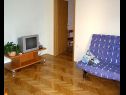Apartments Stipan - 80 m from sea : A1(2), A2(2+2) Slatine - Island Ciovo  - Apartment - A2(2+2): living room