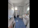 Apartments MarijanP A1 - 2.kat(2+2), A2 - 3.kat(2+2) Crikvenica - Riviera Crikvenica  - Apartment - A1 - 2.kat(2+2): bathroom with toilet
