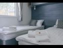 Holiday home Roman - mobile homes with pool: H1 mobile home 1 (4+2), H2 mobile home 2 (4+2), H3 mobile home 3 (4+2), H4 mobile home 4 (4+2), H5 mobile home 5 (4+2) Selce - Riviera Crikvenica  - Croatia - H5 mobile home 5 (4+2): bedroom