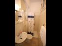 Apartments and rooms Nikola 1 - free parking: SA1(2+2), A5(3+1), A6(4+1), A8(4+1), R4(2), R7(2) Mlini - Riviera Dubrovnik  - Studio apartment - SA1(2+2): bathroom with toilet