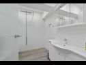 Holiday home Martina - large luxury villa: H(8+2) Labin - Istria  - Croatia - H(8+2): bathroom with toilet