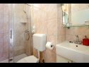 Apartments Dream - 20 m from sea: Gold(3) Medulin - Istria  - Apartment - Gold(3): bathroom with toilet