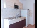 Apartments Sam - central with pool: A1 I kat(4+1), A2 II kat(4+1) Medulin - Istria  - Apartment - A2 II kat(4+1): kitchen