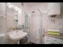 Apartments Slava - sea view: A1(4) Rijeka - Kvarner  - Apartment - A1(4): bathroom with toilet