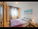 Apartments Slava - sea view: A1(4) Rijeka - Kvarner  - Apartment - A1(4): bedroom
