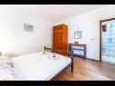 Apartments More - 60m from the sea: A1 Citron(2+2), A2 Mateo(4+1), A3 Sime(2+2), A4 Dino(2+1), A5 Dijana(2+2) Brist - Riviera Makarska  - Apartment - A1 Citron(2+2): bedroom