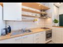 Apartments Horizont - 150 m from pebble beach: A1-Filip(4+2), A2-Mario(4+2) Brist - Riviera Makarska  - Apartment - A2-Mario(4+2): kitchen