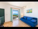 Apartments Horizont - 150 m from pebble beach: A1-Filip(4+2), A2-Mario(4+2) Brist - Riviera Makarska  - Apartment - A2-Mario(4+2): living room