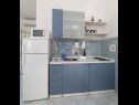 Apartments Blue - 100 m from beach: A1(3+1) Igrane - Riviera Makarska  - Apartment - A1(3+1): kitchen