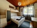 Apartments Denis - great location & large terrace: A1(5) Makarska - Riviera Makarska  - Apartment - A1(5): bedroom