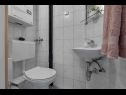 Apartments Josip - panoramic sea view & parking: A1(4+2) Makarska - Riviera Makarska  - Apartment - A1(4+2): toilet