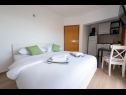 Apartments Mir - close to beach: SA1(2), SA2(2), SA3(2+1), SA4(2), A5(4) Duce - Riviera Omis  - Studio apartment - SA4(2): interior