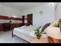 Apartments Verica - 15 m from beach: SA1(2), SA2(2), SA3(2) Krilo Jesenice - Riviera Omis  - Studio apartment - SA3(2): interior