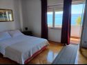 Apartments Mari - 40 m from sea: A1(4), A2(2+2), SA3(2) Krilo Jesenice - Riviera Omis  - Apartment - A1(4): bedroom