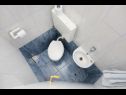 Apartments Ružica - 500 m from sea: A1(4+2) Omis - Riviera Omis  - Apartment - A1(4+2): toilet