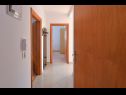 Apartments Ilija - with parking: A1(4+1), A2(4+1), A3(4+2) Novalja - Island Pag  - Apartment - A1(4+1): hallway