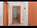 Apartments Ilija - with parking: A1(4+1), A2(4+1), A3(4+2) Novalja - Island Pag  - Apartment - A2(4+1): hallway