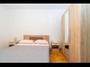 Apartments Per - 10 m from sea: A1-Veliki(8) Stara Novalja - Island Pag  - Apartment - A1-Veliki(8): bedroom