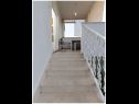 Apartments Ivan - modern: A1(6+2) Kastel Luksic - Riviera Split  - staircase