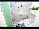 Apartments Marija - beautiful sea view: A1(4+1) Drvenik Mali (Island Drvenik Mali) - Riviera Trogir  - Apartment - A1(4+1): bathroom with toilet