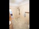 Apartments Ani - with pool and hot tub: A1(6), SA1 Zapadni(2), SA2 Sjeverni(2), A3 Juzni(5) Seget Vranjica - Riviera Trogir  - Apartment - A1(6): bathroom with toilet