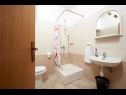 Apartments Mare - 30 m from pebble beach: SA1(2), SA2(2), A3(4), A4(4), A5(8) Seget Vranjica - Riviera Trogir  - Studio apartment - SA1(2): bathroom with toilet