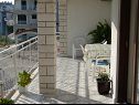 Apartments Tone - spacious and comfortable: A1 zuti(5+2), A2 plavi(5+2) Trogir - Riviera Trogir  - Apartment - A1 zuti(5+2): covered terrace