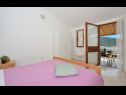 Apartments Paž - 28m from the beach: A1(4+2), A2(2+1), A3(4+1) Vinisce - Riviera Trogir  - Apartment - A3(4+1): bedroom