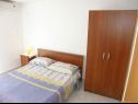 Apartments Srećko - close to center with terrace: A1(2+1), A2(5) Kukljica - Island Ugljan  - Apartment - A1(2+1): bedroom