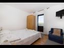 Apartments Jakša - close to the sea & free parking: A1(4), A2(2), A3(4) Vis - Island Vis  - Apartment - A2(2): bedroom