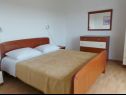 Apartments Ivo - 500 m to sandy beach: A1(2+2), A2(6+2), SA3(2+1) Ljubac - Zadar riviera  - Apartment - A1(2+2): bedroom