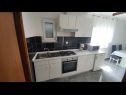 Apartments Ivo - 500 m to sandy beach: A1(2+2), A2(6+2), SA3(2+1) Ljubac - Zadar riviera  - Apartment - A1(2+2): kitchen