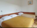 Apartments Ivo - 500 m to sandy beach: A1(2+2), A2(6+2), SA3(2+1) Ljubac - Zadar riviera  - Apartment - A2(6+2): bedroom