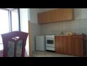Apartments Sunny  - sea side terrace & parking: A1(4+1), A2(6+1) Starigrad-Paklenica - Zadar riviera  - Apartment - A1(4+1): kitchen