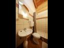 Apartments Anita - 100 m from the beach: A1(2+2), SA2(2+2), A3(2+2), A4(2+2) Sukosan - Zadar riviera  - Apartment - A1(2+2): bathroom with toilet