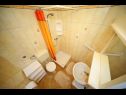 Apartments Anita - 100 m from the beach: A1(2+2), SA2(2+2), A3(2+2), A4(2+2) Sukosan - Zadar riviera  - Apartment - A4(2+2): bathroom with toilet