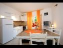 Apartments Anita - 100 m from the beach: A1(2+2), SA2(2+2), A3(2+2), A4(2+2) Sukosan - Zadar riviera  - Apartment - A4(2+2): kitchen and dining room