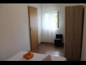 Apartments Snjeza - 80 m from beach: A1 Studio (4), A2 Apartman (2+2) Vir - Zadar riviera  - Apartment - A2 Apartman (2+2): bedroom